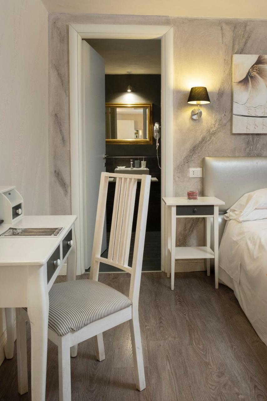 Delsi Suites Pantheon Rom Exterior foto